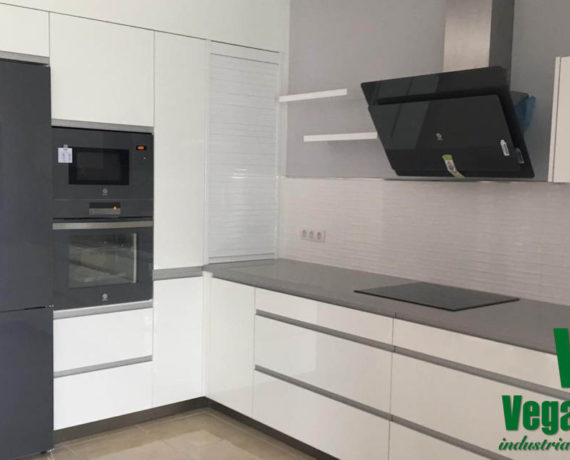 Cocina moderna en L
