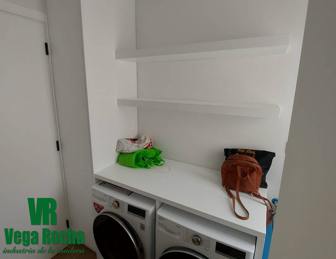 Mueble armario a medida para lavadora – Carpinteria Telde Maderas