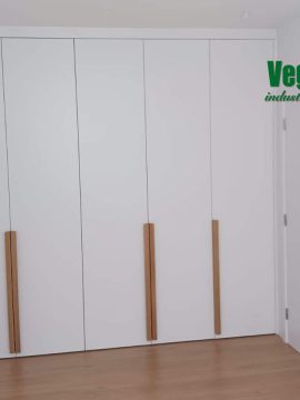 Mueble armario a medida para lavadora – Carpinteria Telde Maderas Vega Rocha